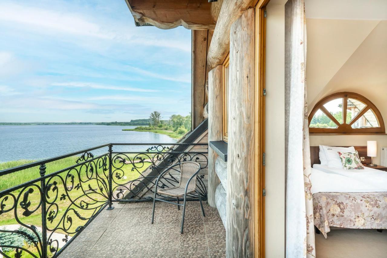 Labedz Hotel Karczma Илава Экстерьер фото