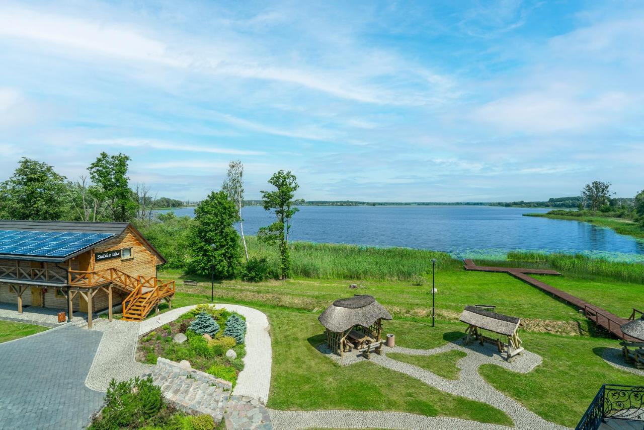 Labedz Hotel Karczma Илава Экстерьер фото